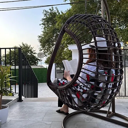 Гостевой дом Serenity Shiroka